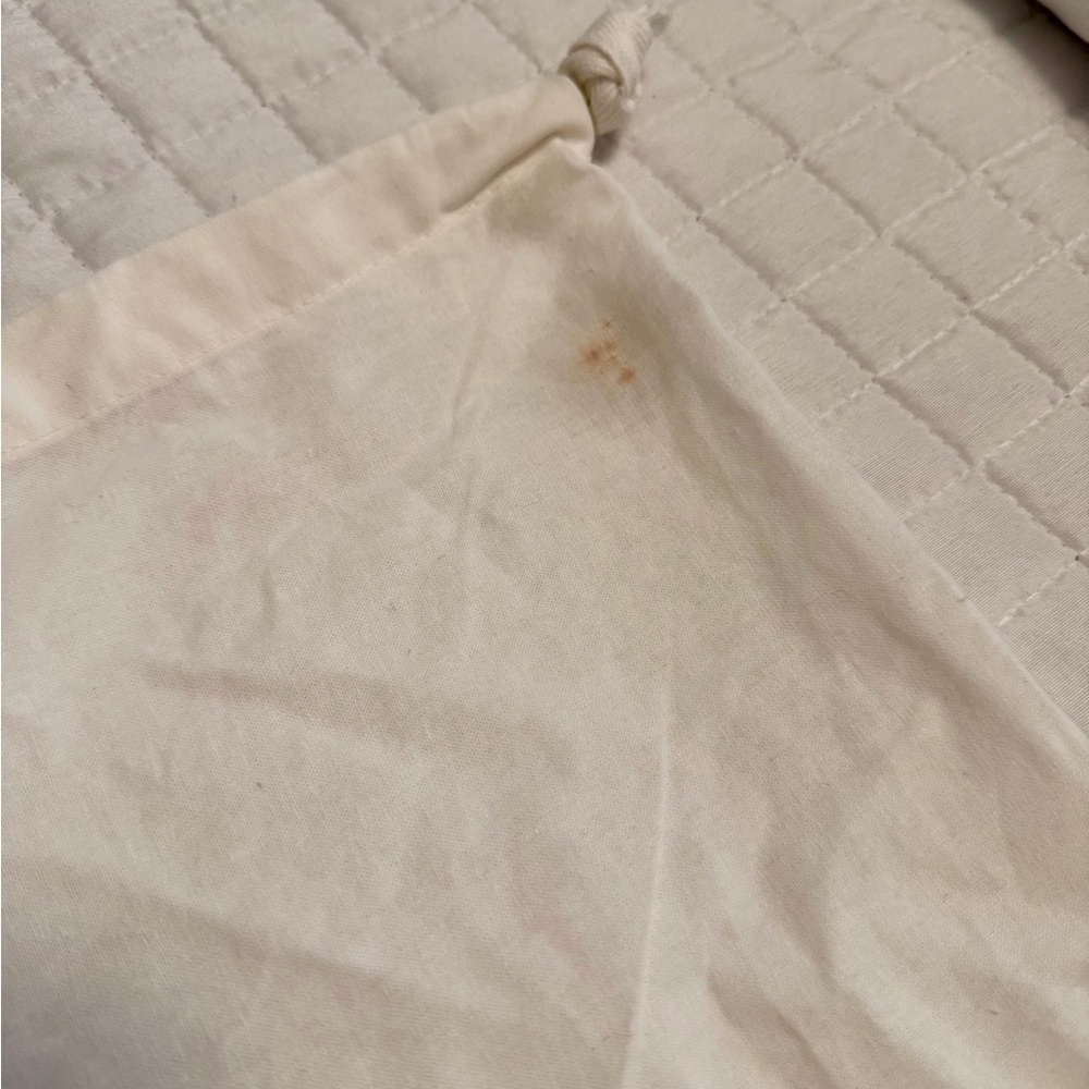 Jas Pearl Clutch with Pearl detail - Picture 10 of 10